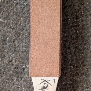 ほぼ未使用 燕三条 金物職人本舗 4面革砥