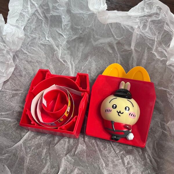 マクドナルド ハッピーセット ちいかわ 第二弾 うさぎのシールディスペンサー
