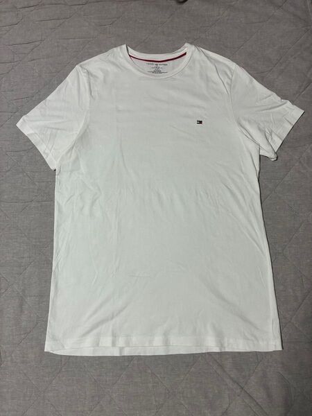 TOMMY HILFIGER トミー ヒルフィガー 白 ワンポイント Tシャツ シンプル M