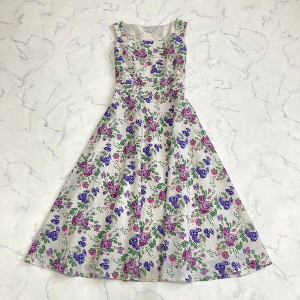 美品☆ローラアシュレイ ノースリーブワンピース 花柄 総柄 Aライン フレア M