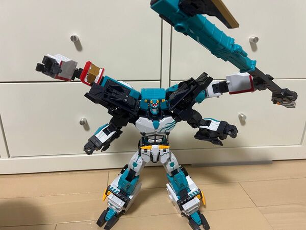 韓国トイ メタルカードボットS マッスルハイド トランスフォーマー
