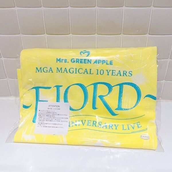 【ポップアップ限定】Mrs. GREEN APPLE FJORD フィヨルド グリッターロゴTシャツ ライトイエロー ladies