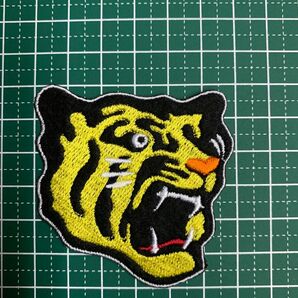 アイロンワッペン タイガース 刺繍