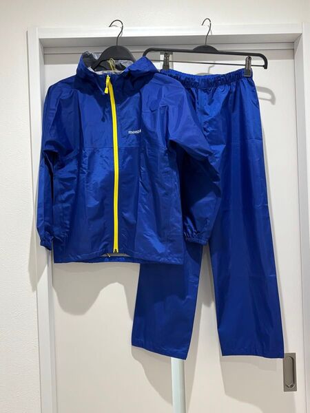 モンベル レイントレッカー 140サイズ 1128641 レインウェア アウトドア、林間学校、キャンプ、遠足、雨具、