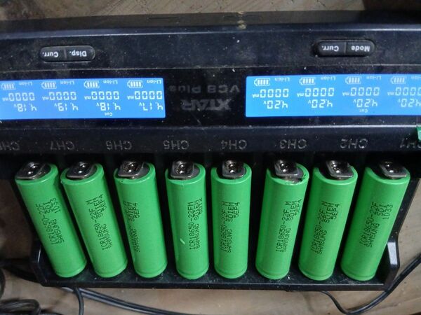 ③ち 18650リチウムイオン電池8本セット
