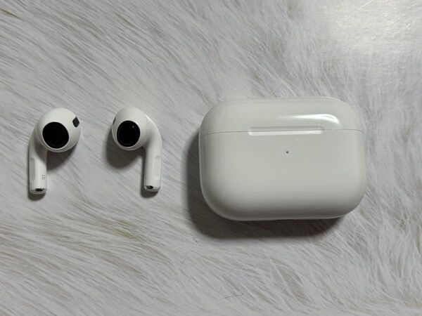 APPLE(アップル) AirPods Pro 初代 MagSafe対応