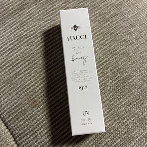 Hacci アクアUV R / SPF50+ / PA++++ / 30g