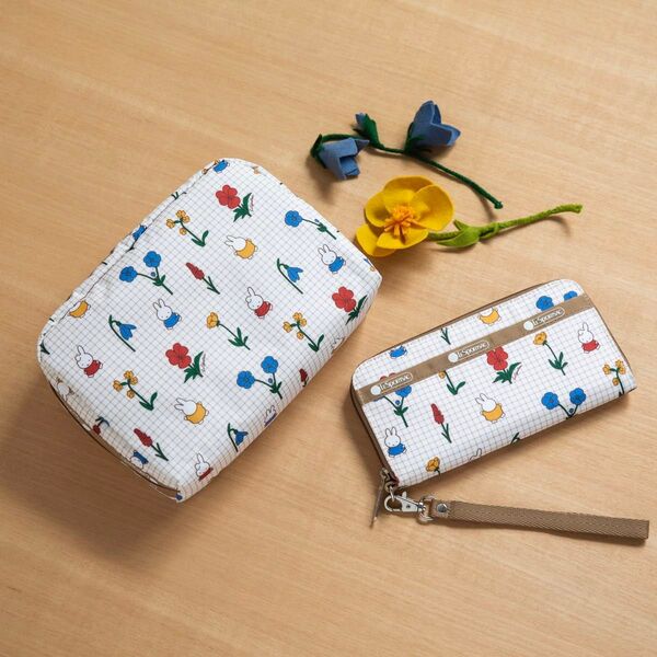 新品 レスポートサックLesportsac 化粧ポーチ ミッフィー miffy