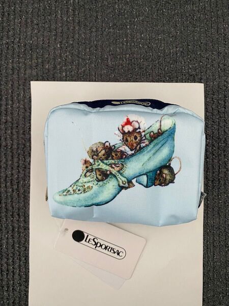 新品レスポートサックLesportsac 化粧ポーチ ピーターラビット
