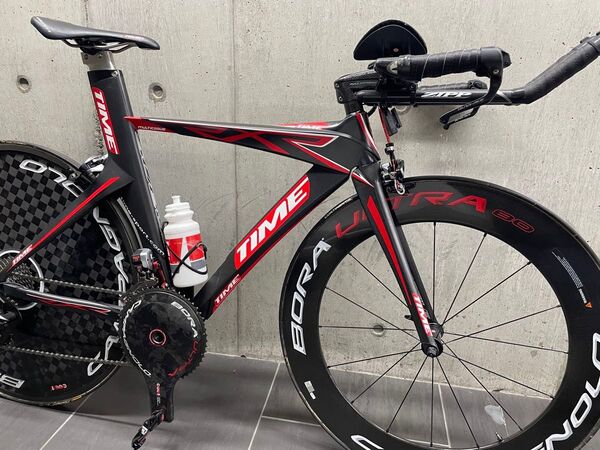 カンパニョーロ bora ultra 80 tt コンチネンタル ポディウムtt シマノ仕様