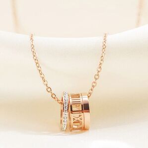 18金 ピンクゴールド 3連リング ローマ数字 ダイヤモンド リング ネックレス