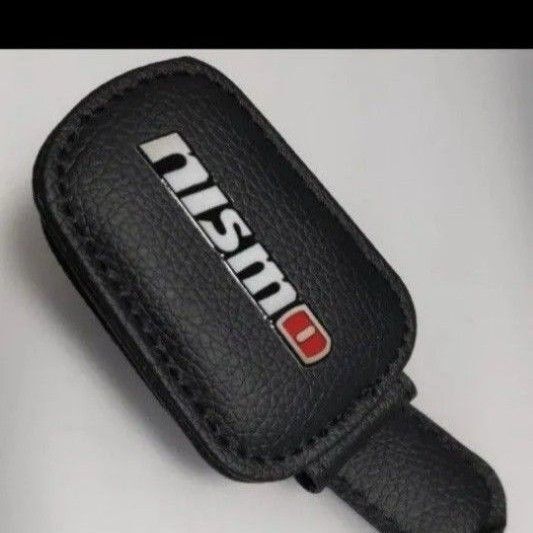 日産ニスモレザーサンバイザークリップ。激安価格値引き交渉不可。他にべージュとレッドとグレーございます。