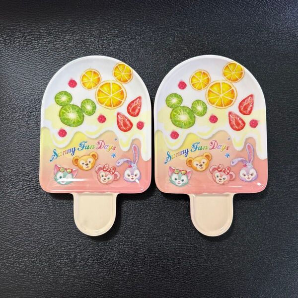 超極美品!Disney☆ディズニーシー ダッフィー Sunny fun daysスーベニアプレートセット