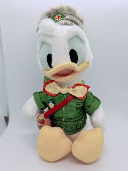東京ディズニー キャンプ・ウッドチャック ドナルド ぬいぐるみバッジ