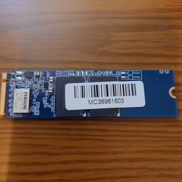 M.2 SSD NVMe Gen4 1TB CSSD-M2O1000GBG2NE/BICS5 累積稼働68時間