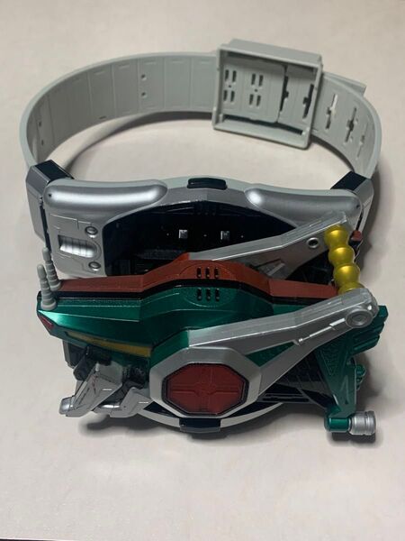 現状品 仮面ライダーカブト DXホッパーゼクター ベルト千切れあり