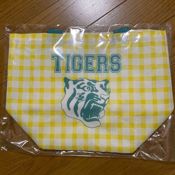 阪神タイガース トラコデー ランチバッグ TORACO 甲子園 来場記念品 ランチトート