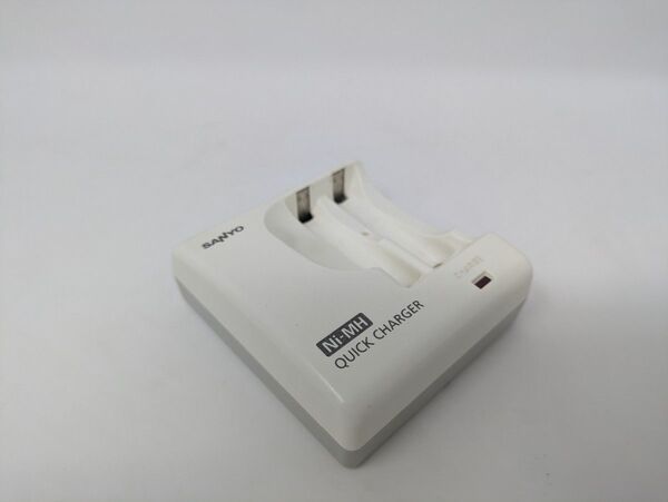 eneloop 急速充電器 NC-MDR02 単三 単四 兼用 ( エネループ 充電器 )
