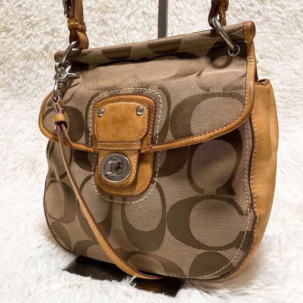 【2way】COACH コーチ シグネチャー ショルダーバッグ クロスボディバッグ 肩掛け 斜め掛け ベージュ ターンロック