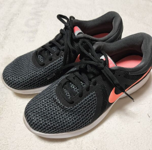 ナイキ NIKE レディースシューズ 黒 24cm NO.908999-100