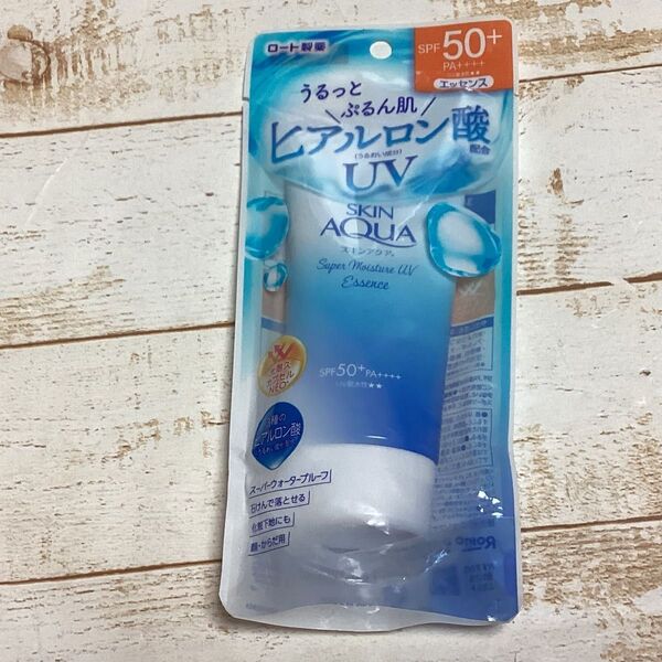 SKIN AQUA スーパーモイスチャー UVエッセンス 日やけ止め 80g スキンアクア 日焼け止め 化粧下地