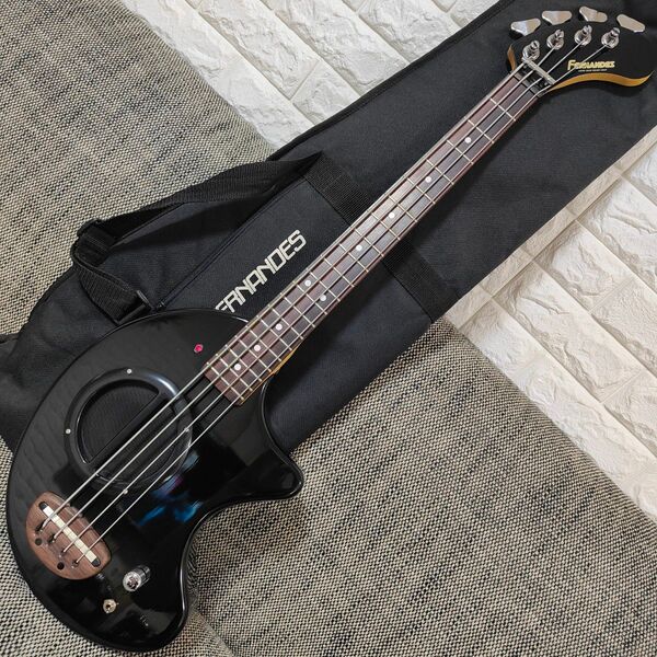 【良品】Fernandes PIE-ZO ピエゾーベース Zo-3 フェルナンデス ソフトケース付 エレキベース