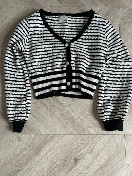 Diosfront ボーダー柄ショート丈カーディガン