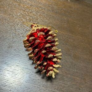 クリスマスオーナメント 松ぼっくり レッド
