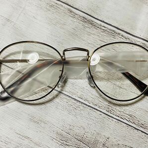 UVカットクラシックフレームメガネ