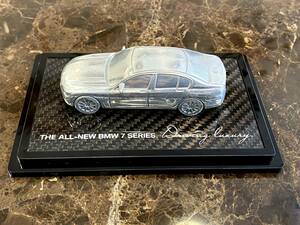 激レア！ダイキャスト デスクトップ The all new BMW 7series/鋳造品/特注/非売品/ミニカー/記念品/限定品/カーボンスタンド/オブジェ/