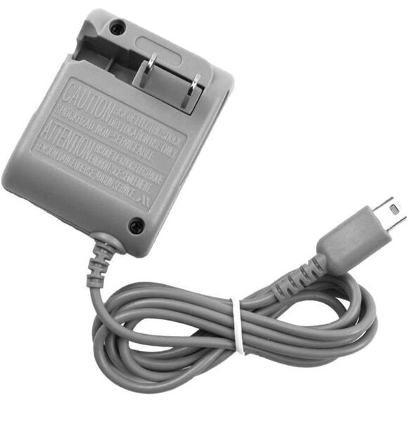 【新品】ニンテンドーDS Lite専用充電器 DS Lite対応
