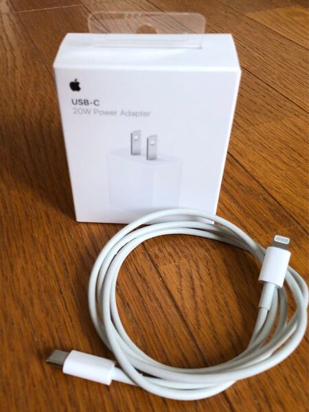【未使用品】Apple 純正品 20W USB-C電源アダプタ MHJA3AMA USB-C - Lightningケーブル 1m