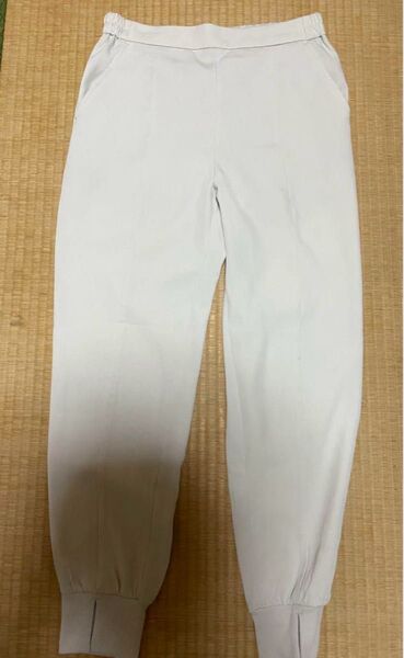 GU WOMEN スリット ジョガーパンツ ナチュラル 白 ジーユー XLサイズ