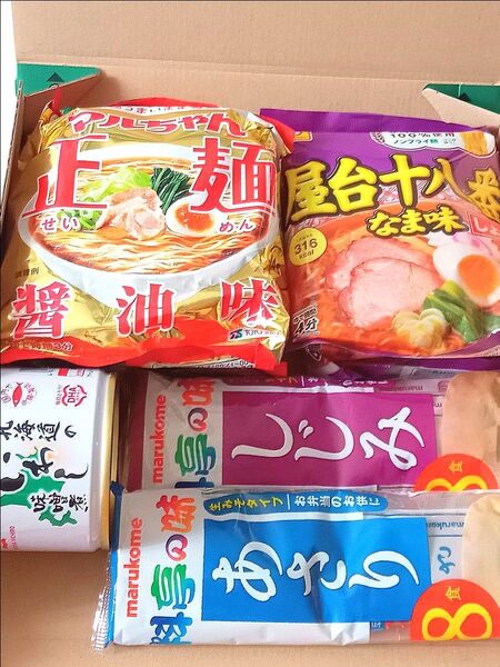 【送料込み】 まとめ売り マルちゃん正麺 屋台十八番なま味 即席味噌汁 北海道いわし味噌煮 缶