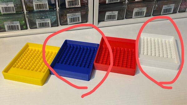 専用 アイロンビーズ 整列用トレイ 白色 青色セット