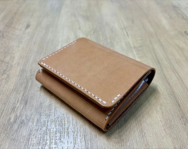 ハンドメイド コンパクト二つ折りウォレット 栃木レザー サドルレザー