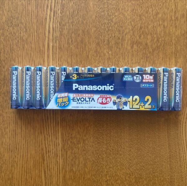 【新品/未使用】単3形 14本 パナソニック Panasonic エボルタ アルカリ乾電池(使用推奨期限:2034年)