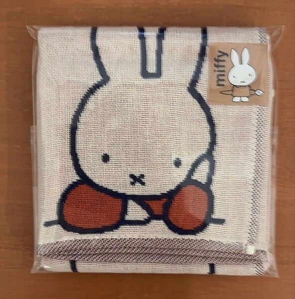 miffy ミッフィー ハンドタオル ガーゼハンカチ 大きめサイズ
