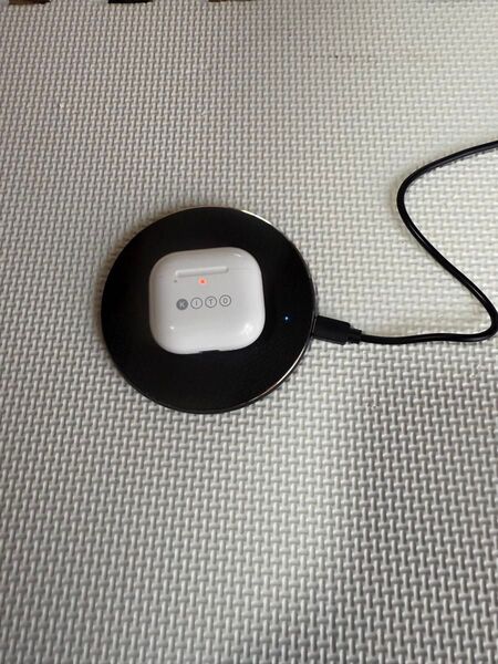 ワイヤレス充電器 Qi対応 無接点充電器 Wireless Charger スマホ充電
