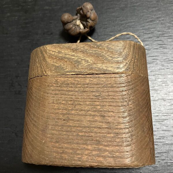 根付けあり 煙草入れ 薬入れ 印籠 レトロ