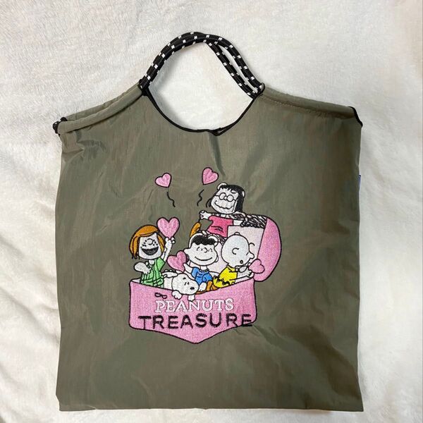 新品 刺繍 バッグ トートバッグ エコバッグ ナイロン 軽量 Mサイズ スヌーピー