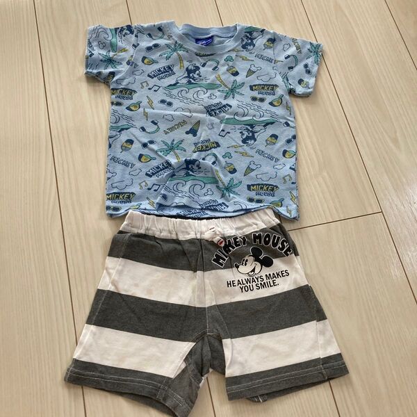 ミッキーマウス 半袖Tシャツ&ハーフパンツセット 90サイズ