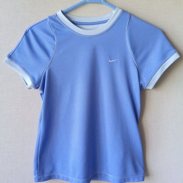 Nike レディース ライトブルー 半袖Tシャツ S