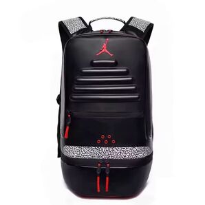 新品 Air Jordan Retro 3 リュック