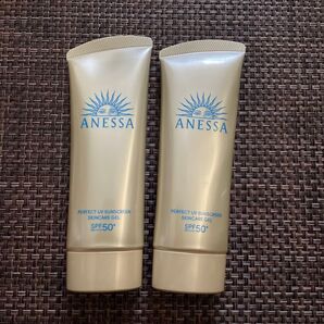 アネッサ パーフェクトUVスキンケアジェル 90g SPF50+ PA++++ 日焼け止め ウォータープルーフ×2個