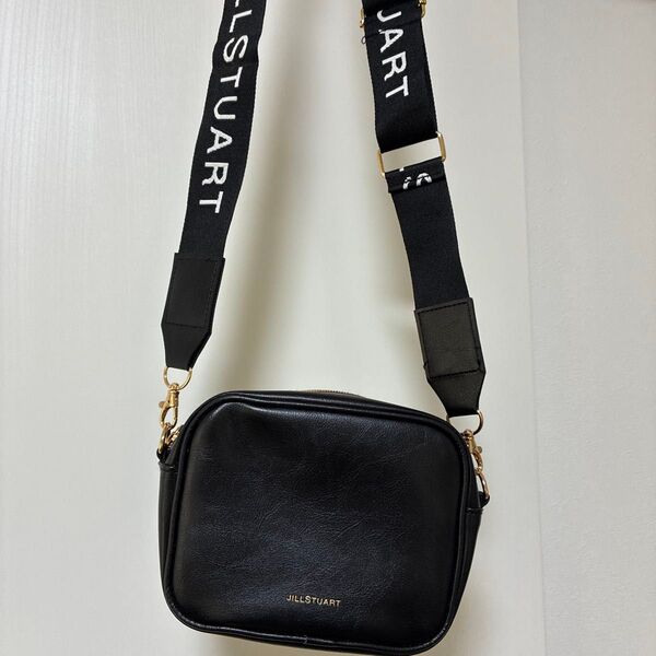 JILLSTUART ショルダーバッグ&ポーチ ブラック