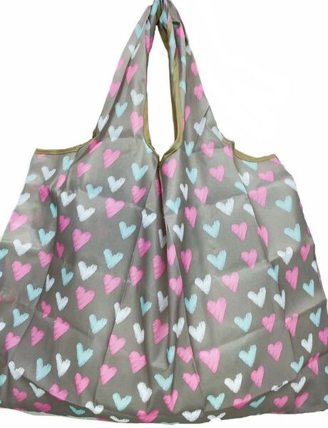 大きめのエコバッグ 1袋 折りたたみエコバック ハート柄 プレゼント 買い物袋 男女兼用 便利 手提げ袋