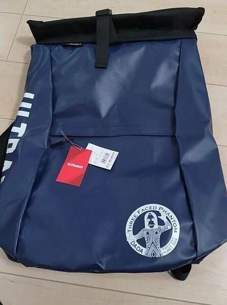 新品未使用品 防水リュック バックパック 30L 大容量 ウルトラマン ダダ ウルトラ怪獣 かばん バッグ
