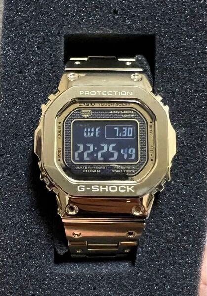 美品 G-SHOCK GMW-B5000GD-9JF フルメタル ゴールド