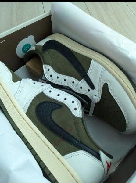 値下げ不可 新品 NIKE エアジョーダン1 LOW ×トラヴィス・スコット “Reverse Olive” 26.0cm